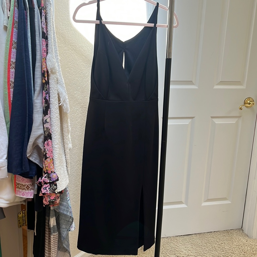 Lulu’s semi-formal black dress